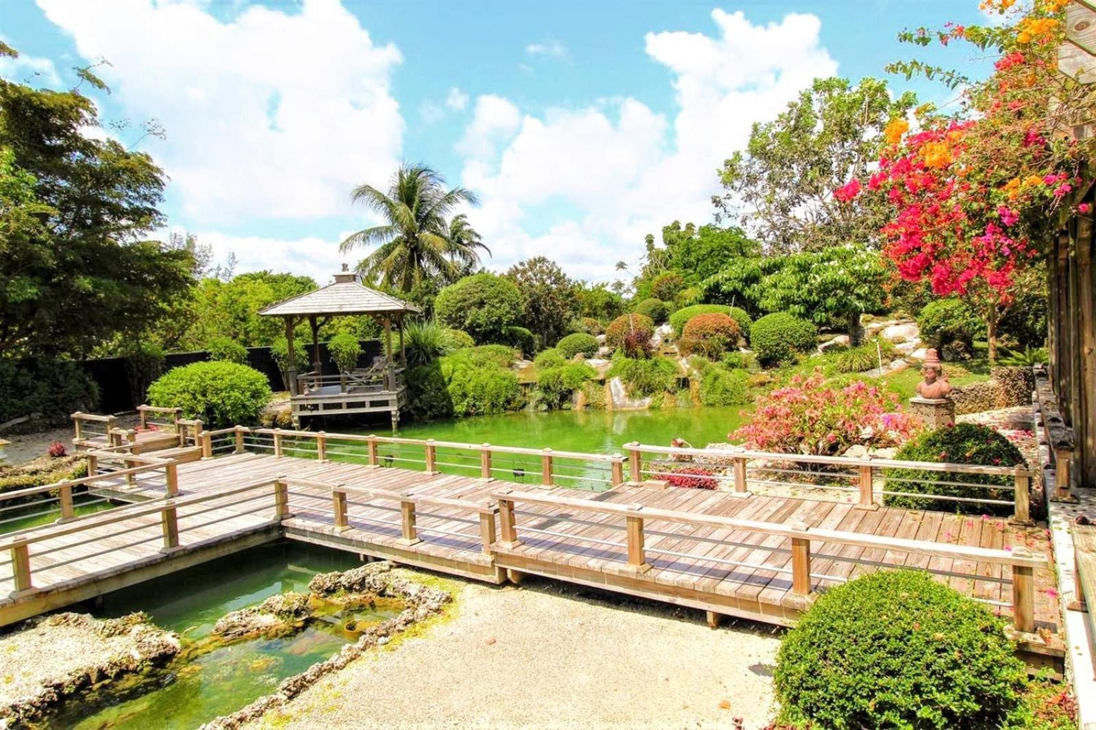 Вілла Magical Wonderkoi House In A Japanese Koi Garden Маямі Екстер'єр фото